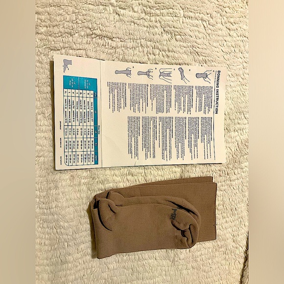 hybrid JOBST compression stockings/socks Farrow New in package Hosiery beige - Picture 3 of 5
